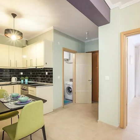Icon Deluxe Apartment